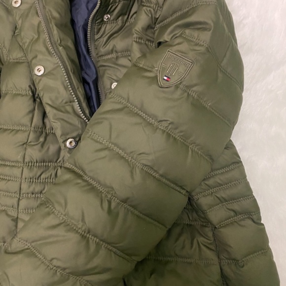 tommy hilfiger jacket - Picture 3 of 6